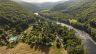 Camping Frankrijk Correze : Vue aérienne du camping le vaurette**** au bord de rivière